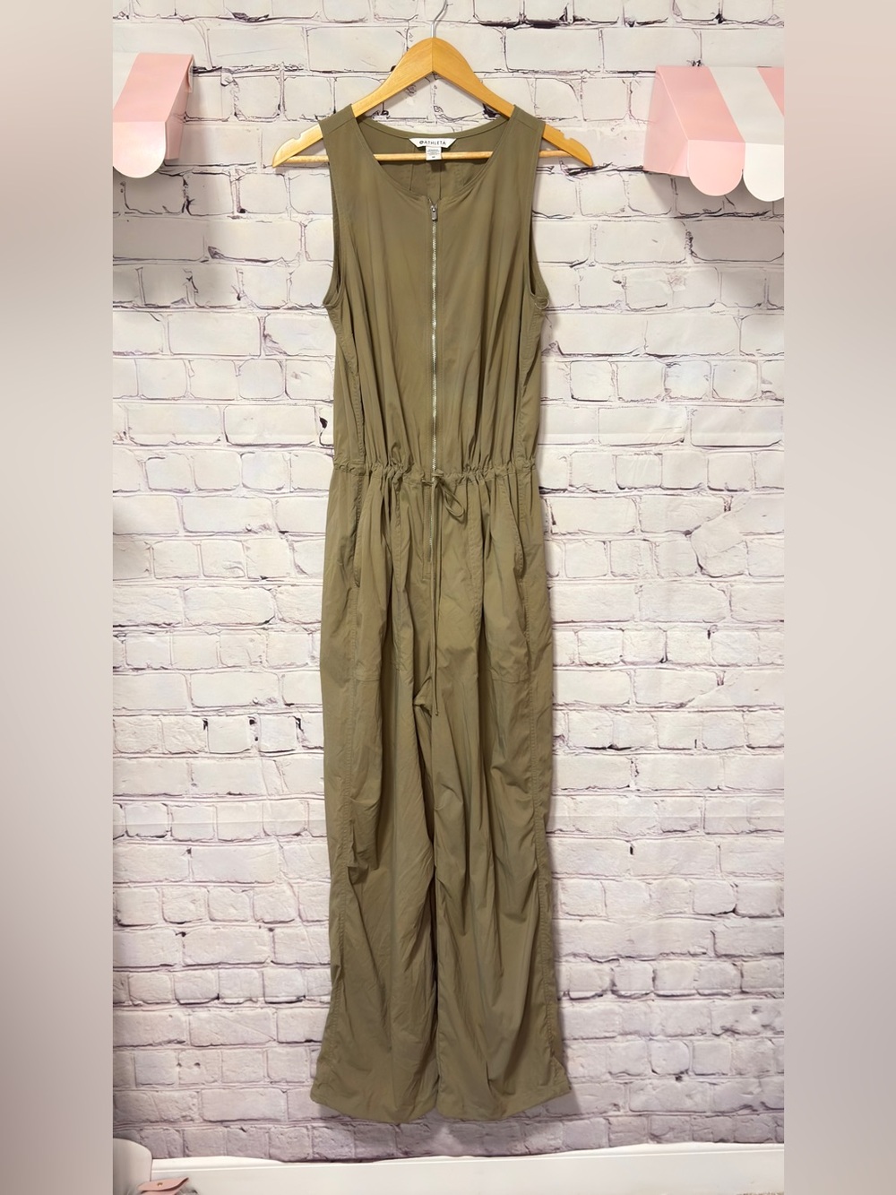 Athleta Jumpsuit Womens Green Wide Leg Athleisure Travel Lightweight Utility M - Picture 2 of 10